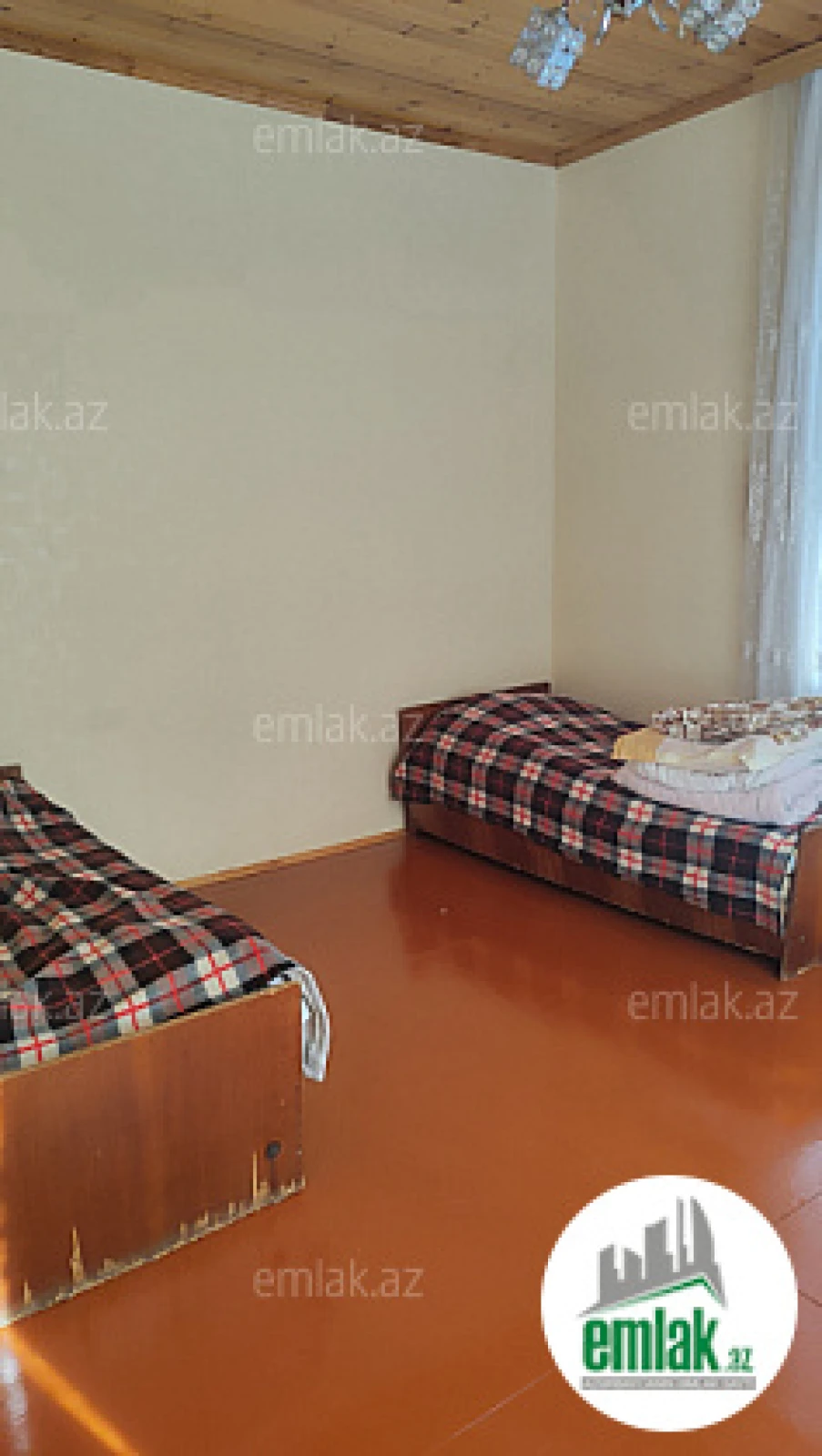 Satılır 4 otaqlı həyət evi 200 m²