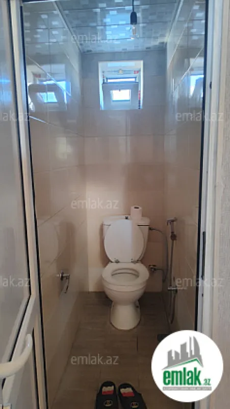 Satılır 4 otaqlı həyət evi 200 m²