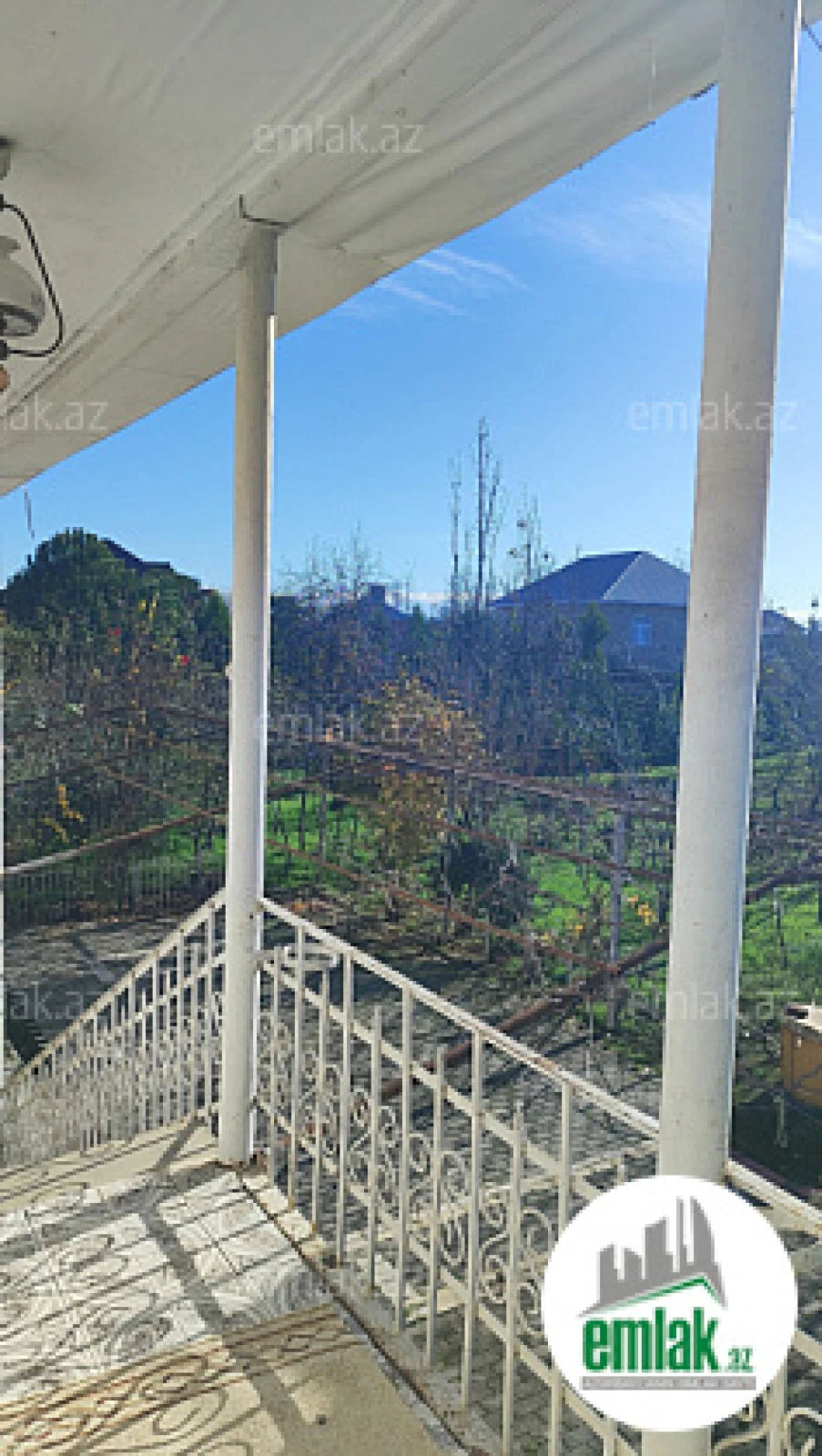 Satılır 4 otaqlı həyət evi 200 m²