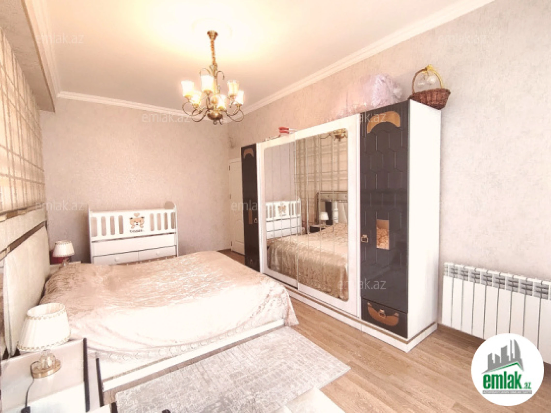 Satılır 3 otaqlı yeni tikili 110 m²