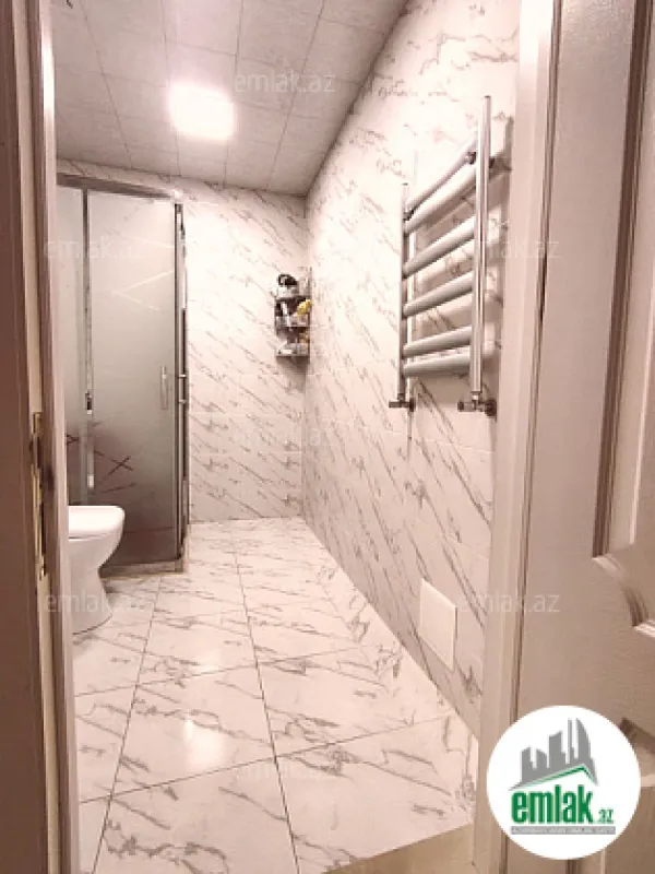 Satılır 3 otaqlı yeni tikili 110 m²