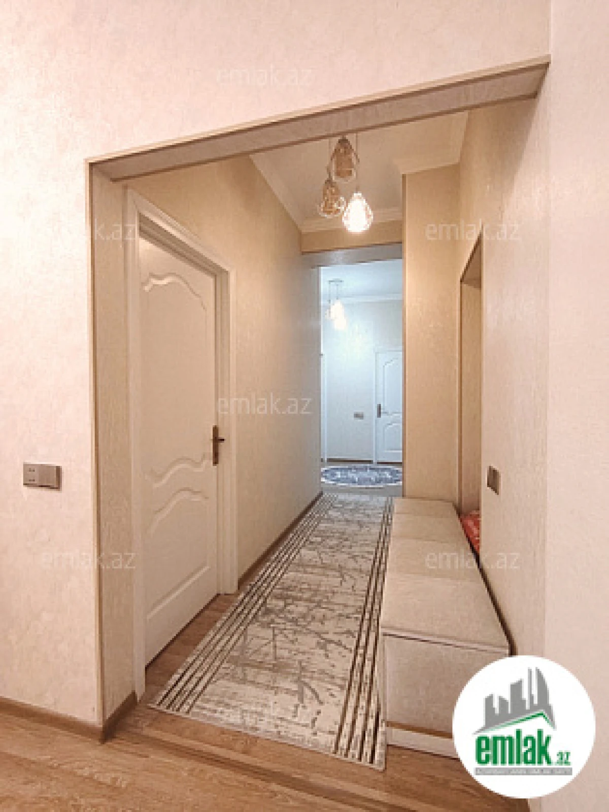Satılır 3 otaqlı yeni tikili 110 m²