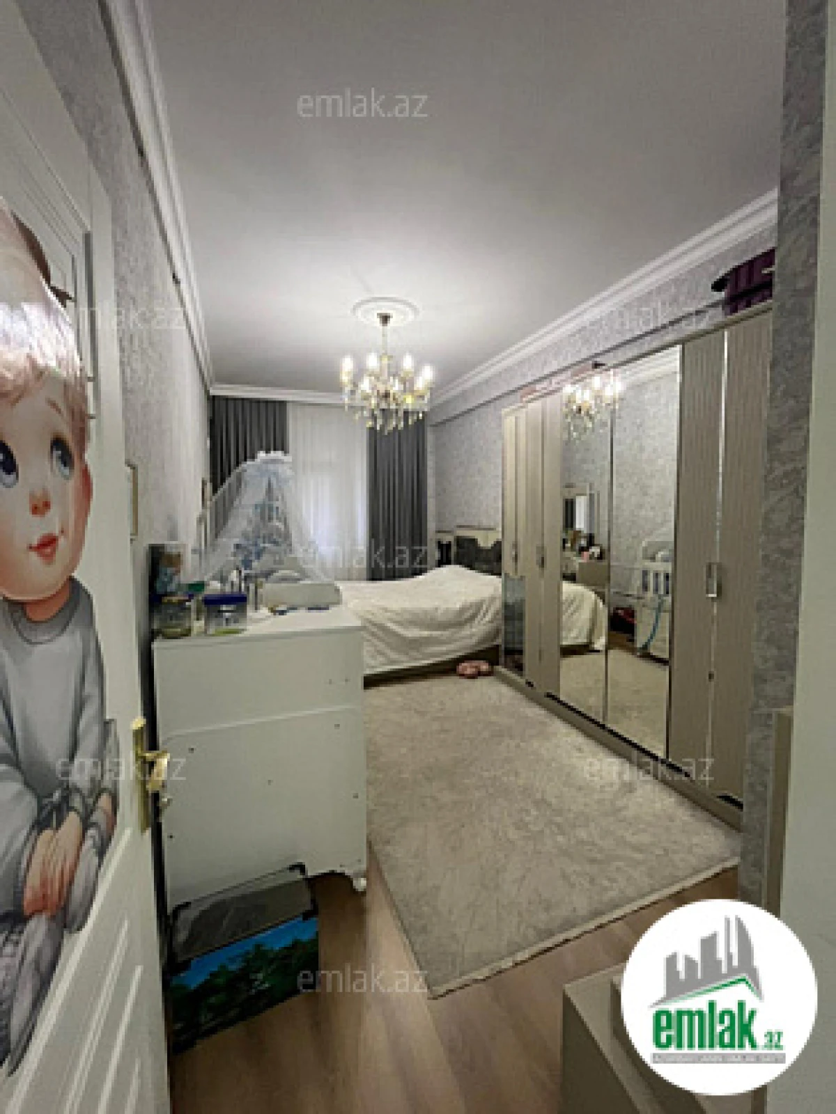 Satılır 2 otaqlı yeni tikili 72 m²