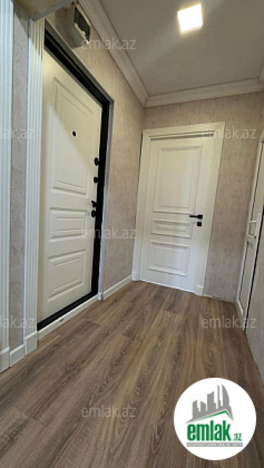 Satılır 2 otaqlı köhnə tikili 47 m²