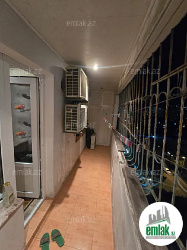 Satılır 3 otaqlı köhnə tikili 90 m²