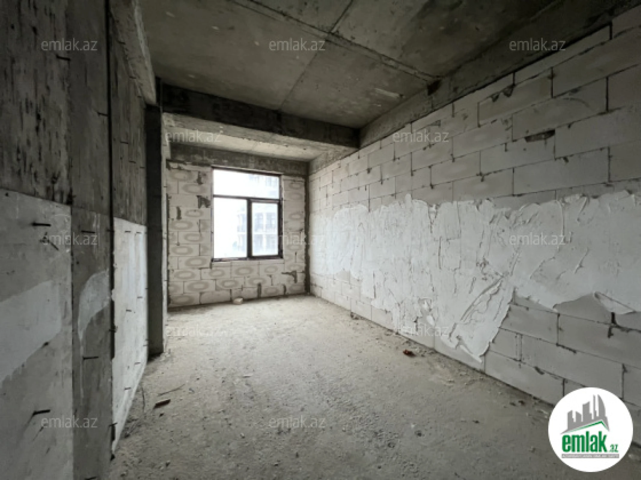 Satılır 3 otaqlı yeni tikili 140 m²