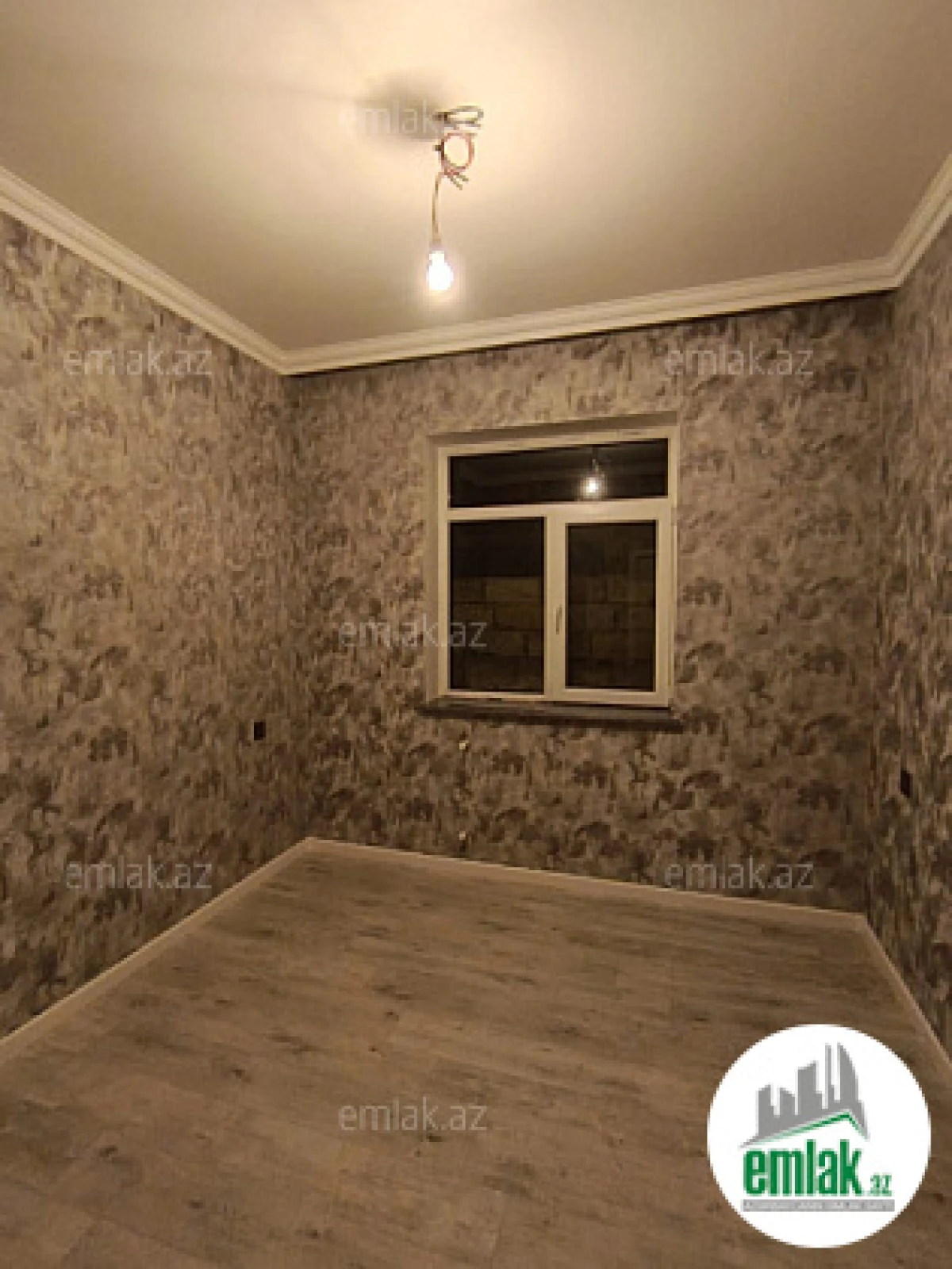 Satılır 4 otaqlı həyət evi 130 m²