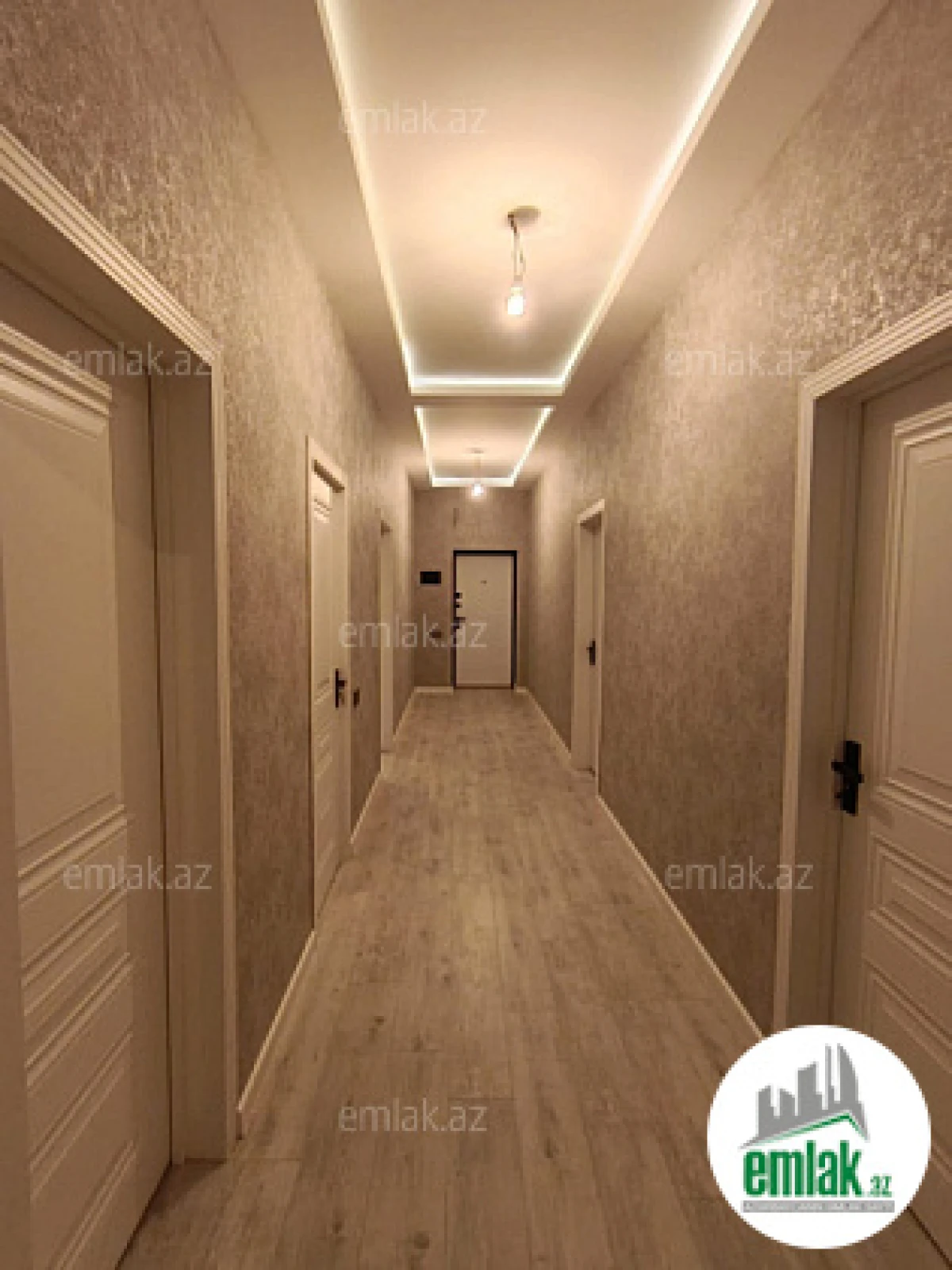 Satılır 4 otaqlı həyət evi 130 m²