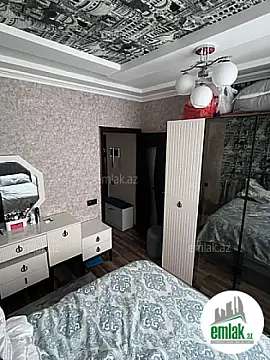 Satılır 2 otaqlı köhnə tikili 60 m²