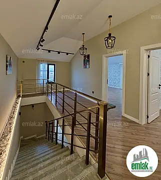 Satılır 4 otaqlı mənzil 150 m²