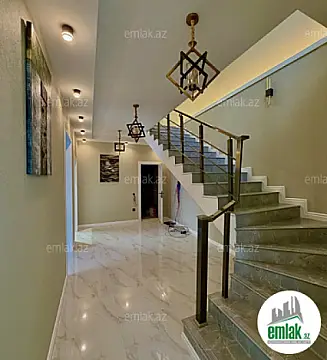 Satılır 4 otaqlı mənzil 150 m²