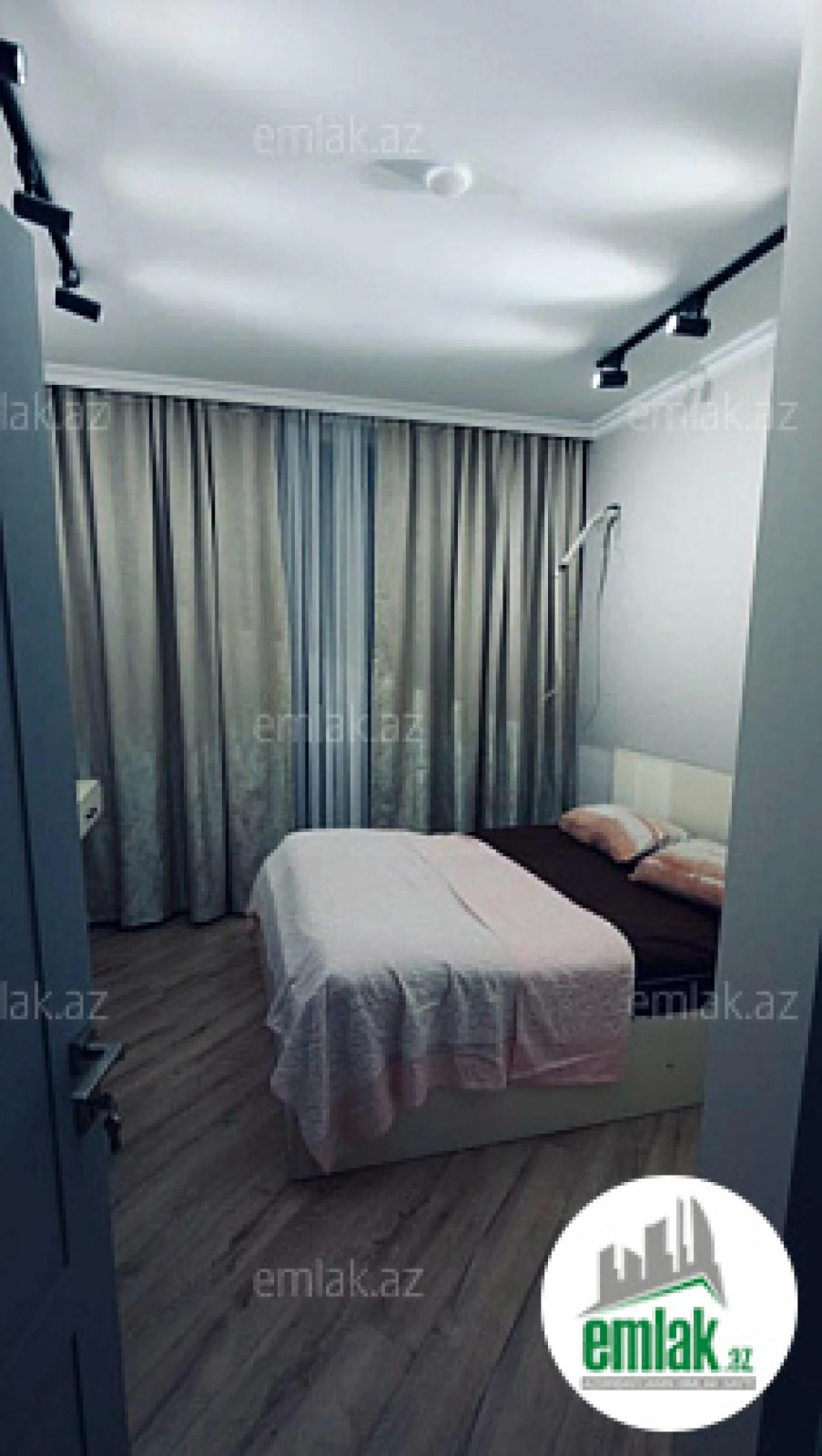 Satılır 2 otaqlı yeni tikili 65 m²