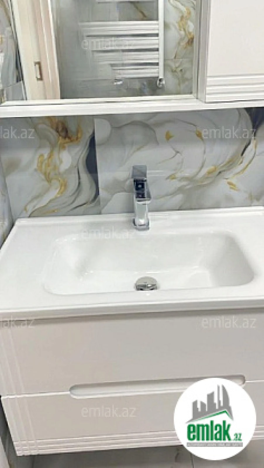 Satılır 2 otaqlı yeni tikili 80 m²