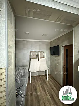 Satılır 3 otaqlı köhnə tikili 55 m²
