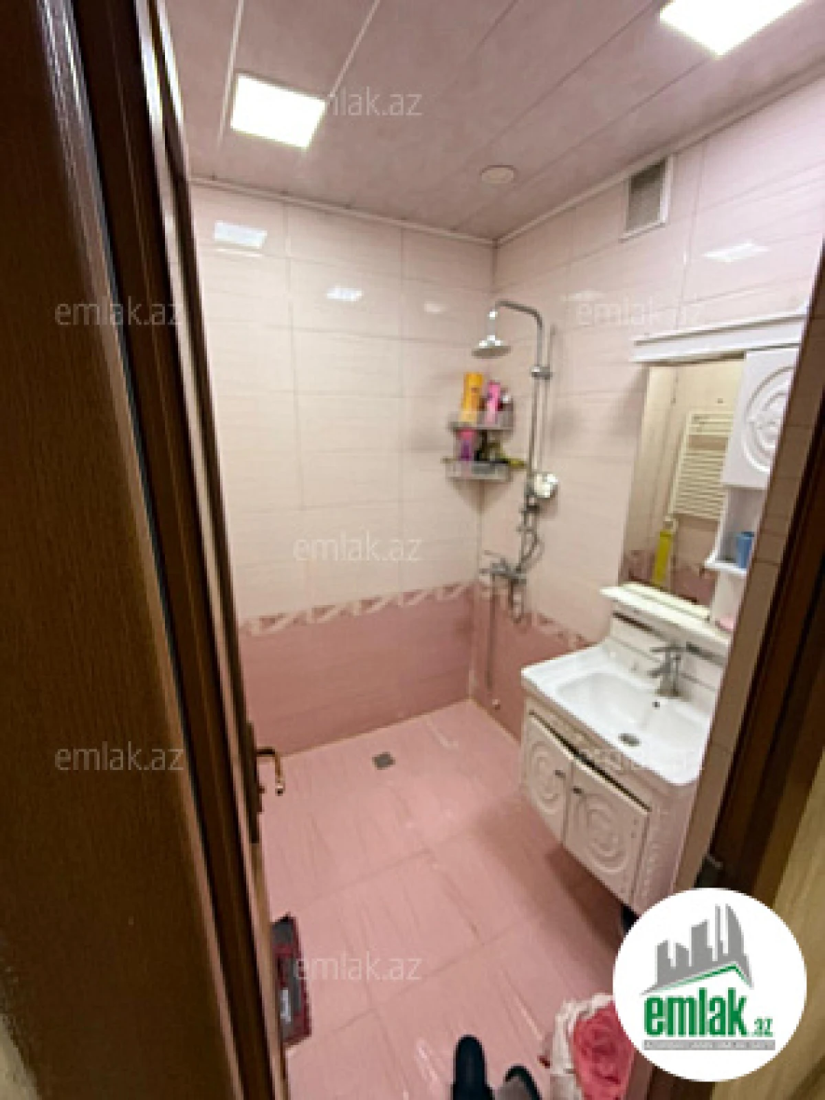 Satılır 3 otaqlı köhnə tikili 55 m²