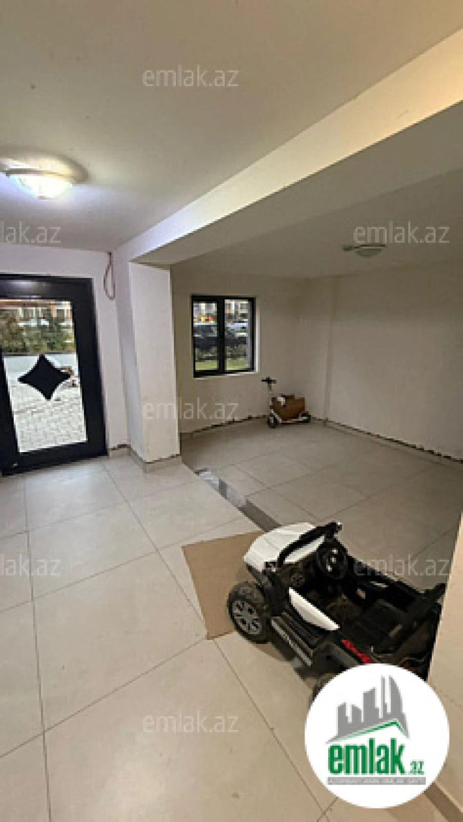 Satılır 3 otaqlı yeni tikili 90 m²