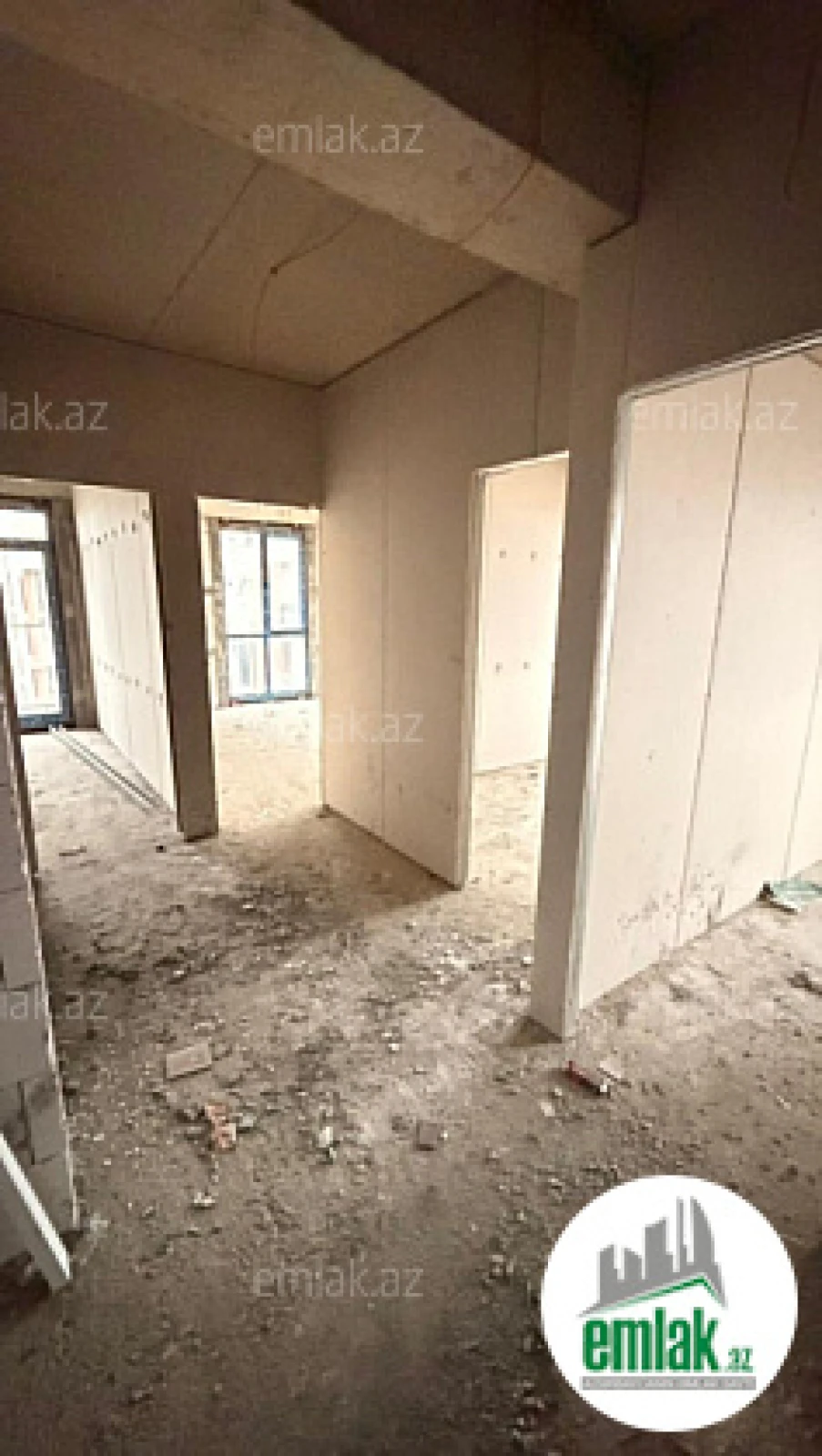 Satılır 3 otaqlı yeni tikili 90 m²