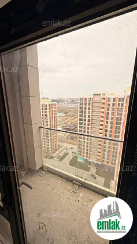 Satılır 3 otaqlı yeni tikili 90 m²