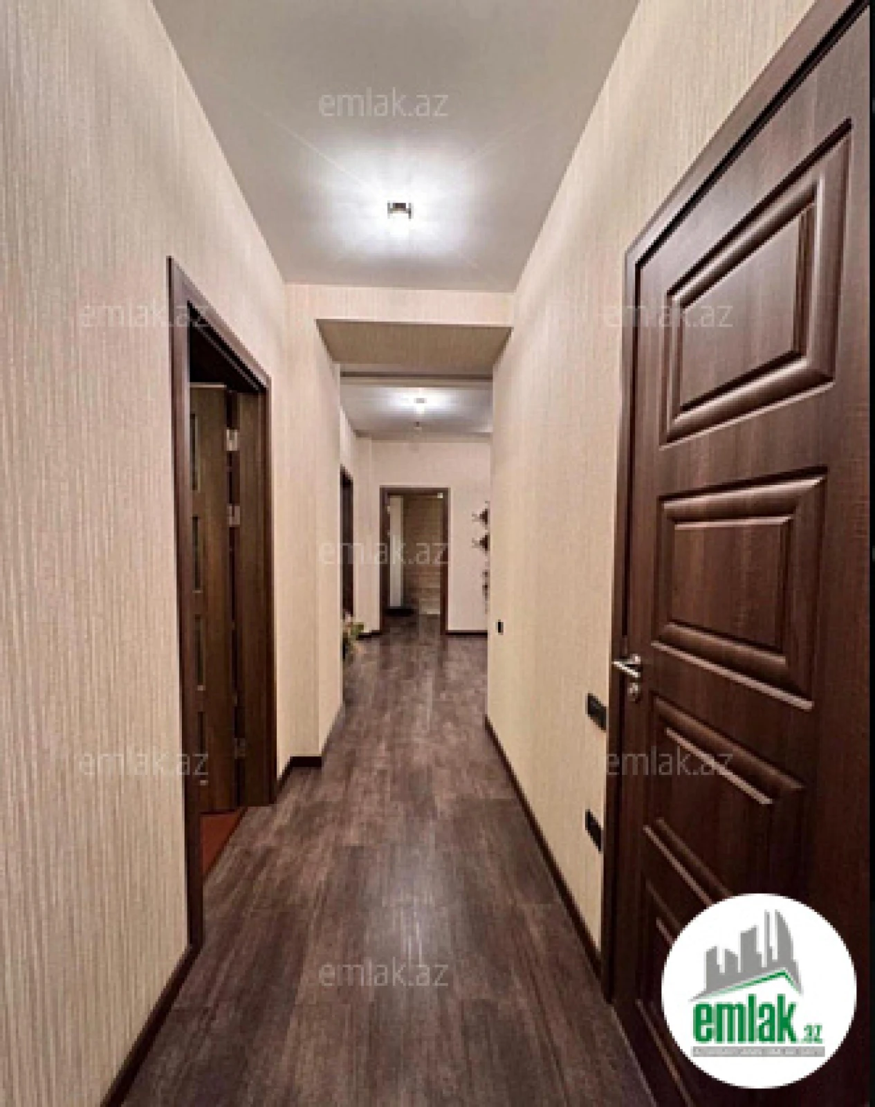 Satılır 3 otaqlı yeni tikili 157 m²