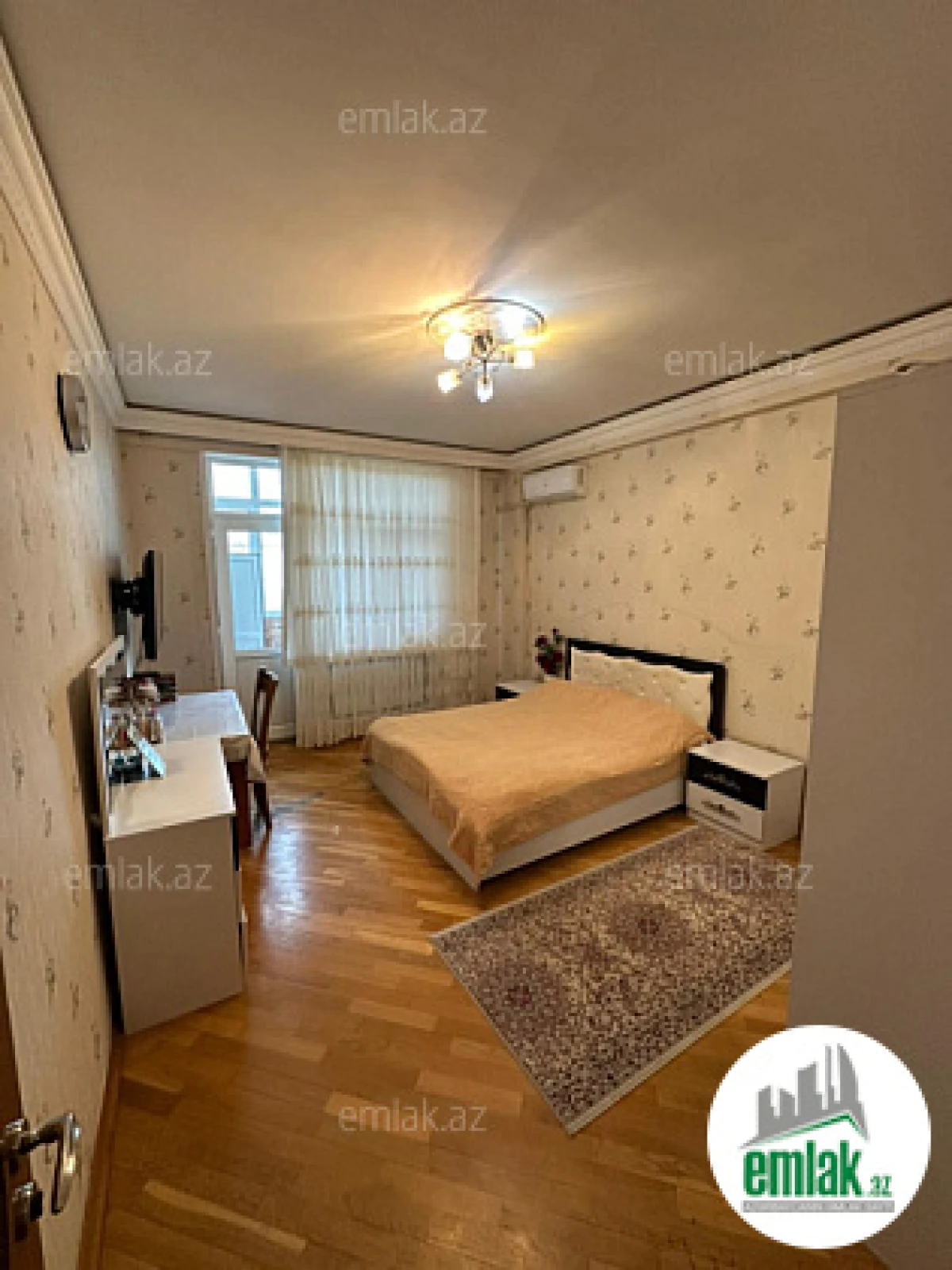 Satılır 4 otaqlı yeni tikili 172 m²