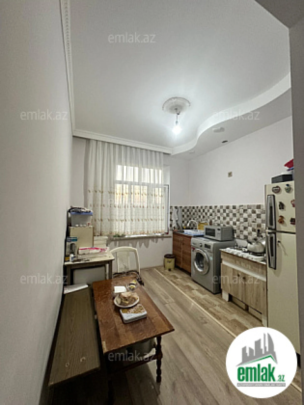 Satılır 9 otaqlı həyət evi 160 m²