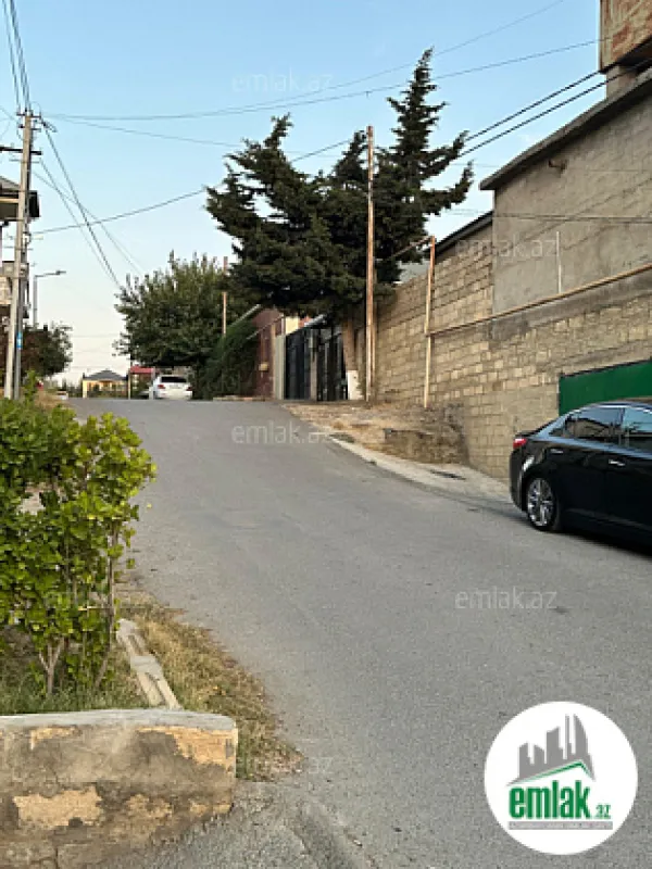 Satılır 9 otaqlı həyət evi 160 m²