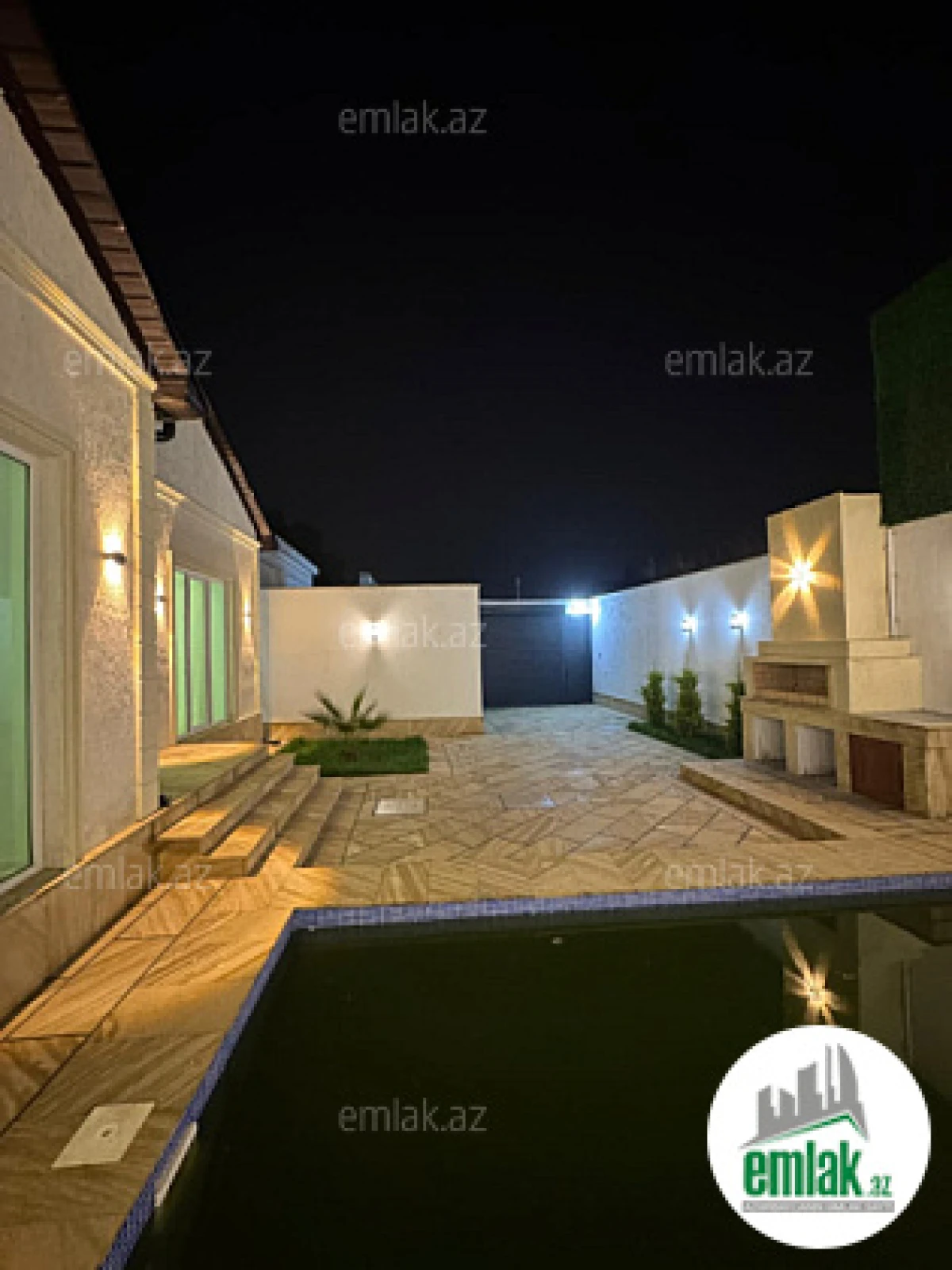 Satılır 4 otaqlı mənzil 120 m²