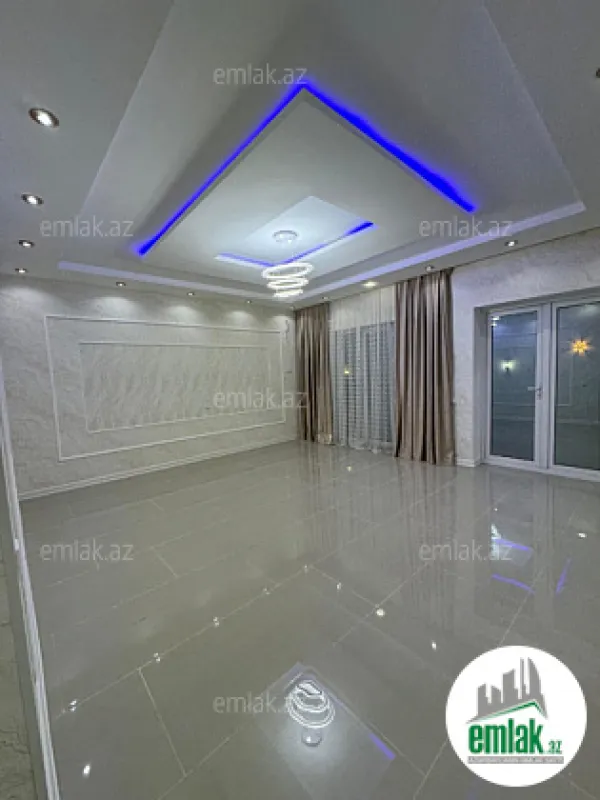 Satılır 4 otaqlı mənzil 120 m²