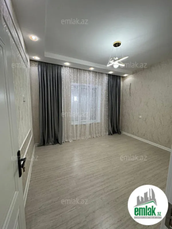 Satılır 4 otaqlı mənzil 120 m²