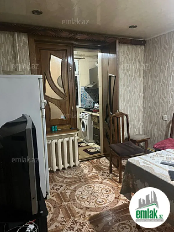 Satılır 3 otaqlı köhnə tikili 85 m²