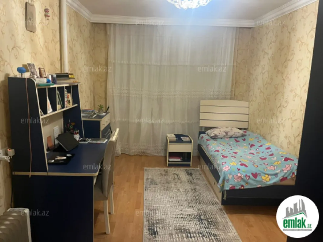 Satılır 3 otaqlı köhnə tikili 85 m²
