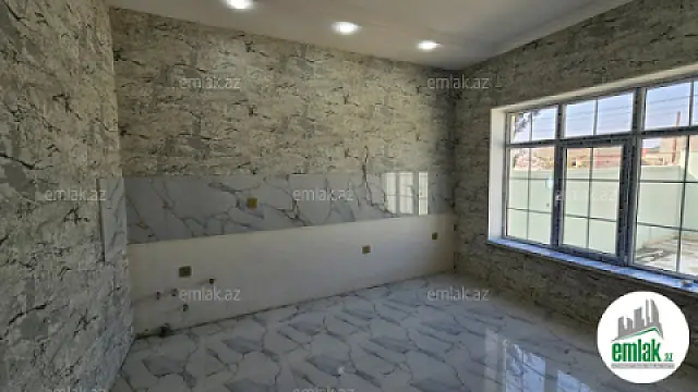 Satılır 4 otaqlı həyət evi 250 m²