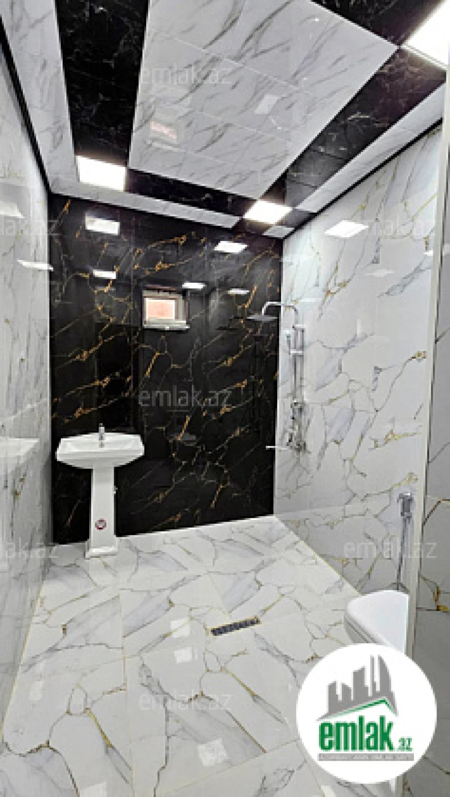 Satılır 4 otaqlı həyət evi 250 m²