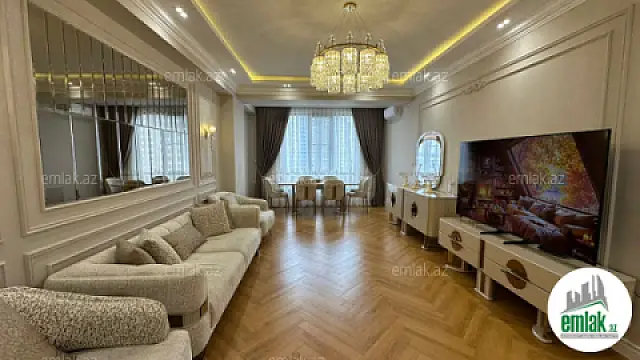 Satılır 3 otaqlı yeni tikili 130 m² — Bakı 3 otaq 130.00 m²