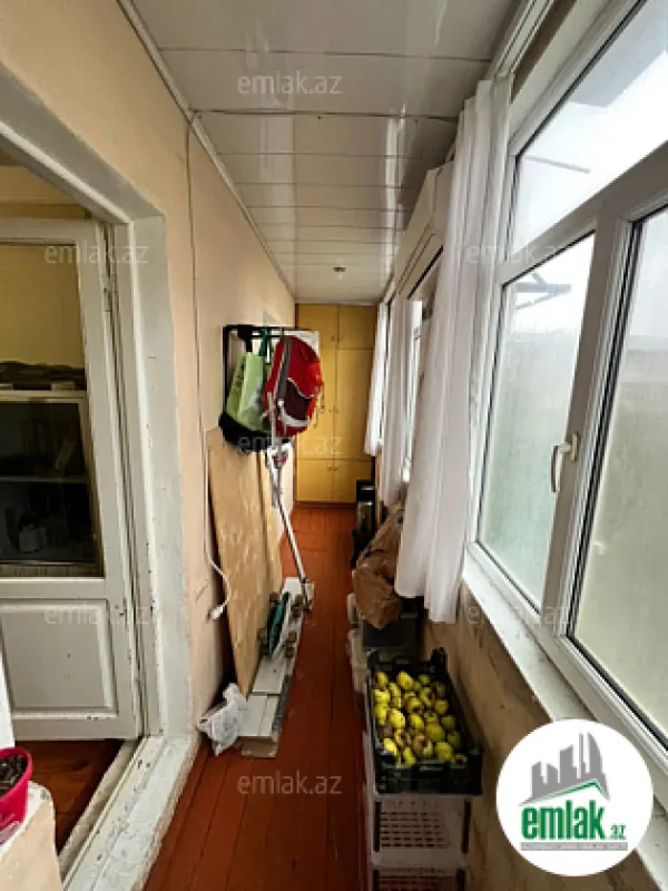 Satılır 3 otaqlı köhnə tikili 85 m²