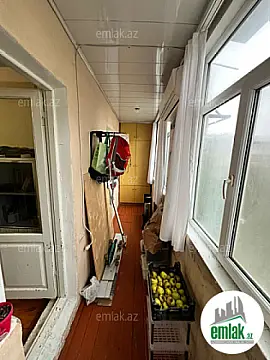 Satılır 3 otaqlı köhnə tikili 85 m²