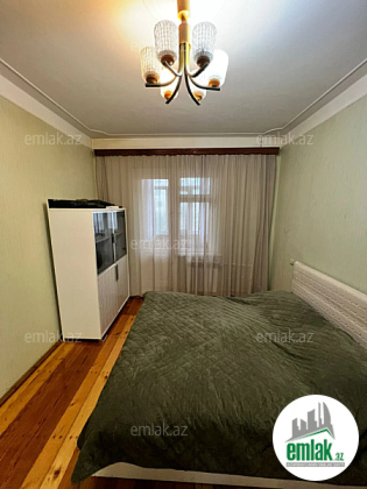 Satılır 3 otaqlı köhnə tikili 85 m²