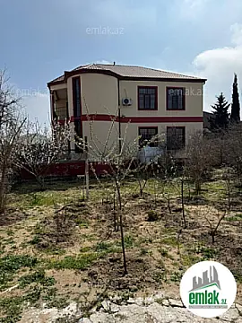 Satılır 6 otaqlı mənzil 207 m²