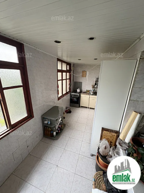 Satılır 3 otaqlı köhnə tikili 61 m²