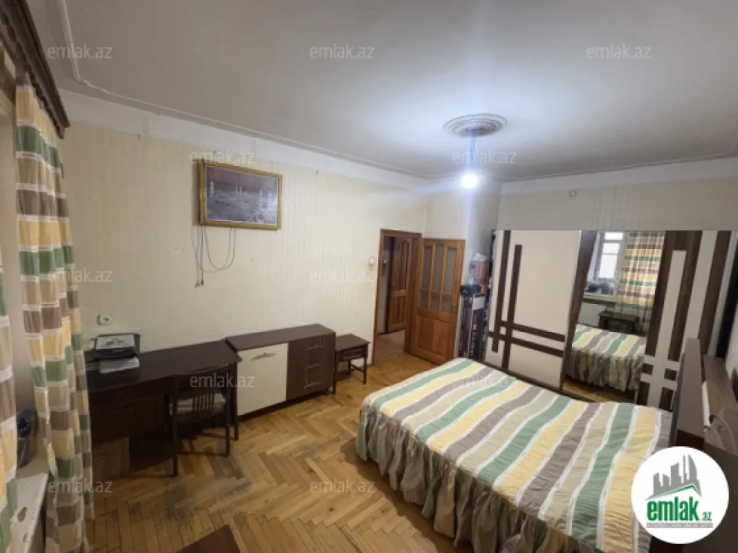 Satılır 3 otaqlı köhnə tikili 61 m²