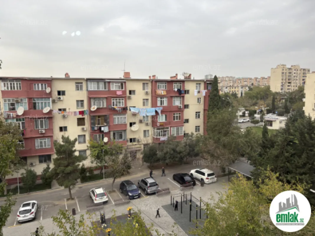 Satılır 3 otaqlı köhnə tikili 61 m²