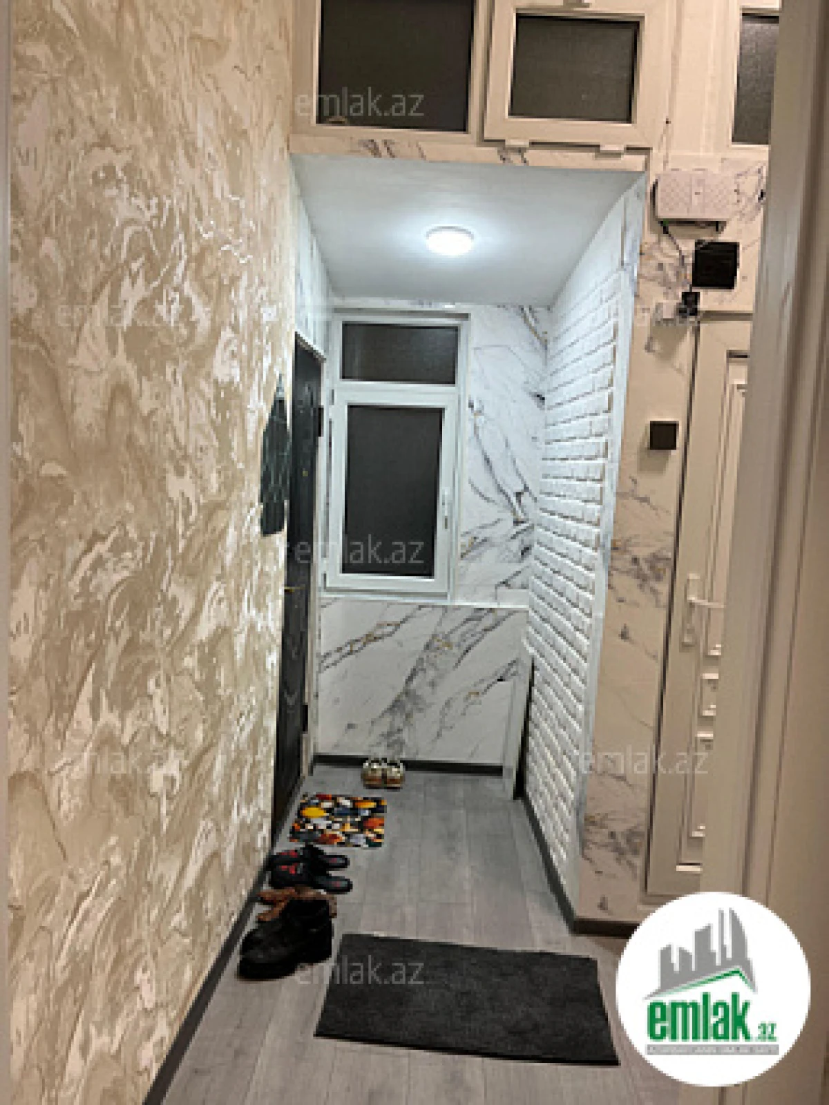 Satılır 1 otaqlı köhnə tikili 25 m²
