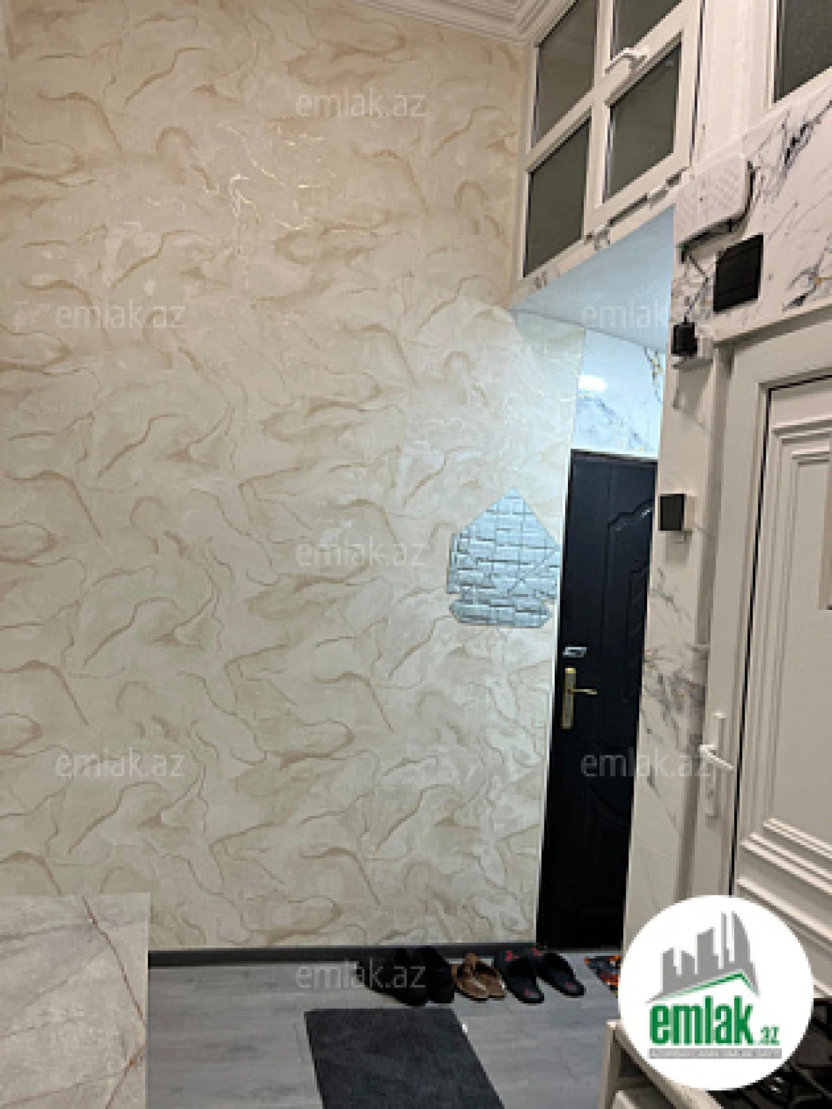 Satılır 1 otaqlı köhnə tikili 25 m²