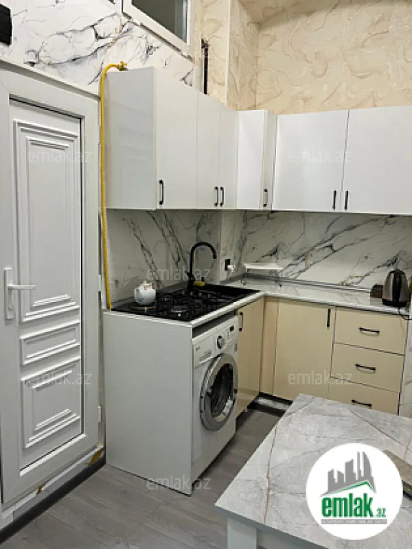 Satılır 1 otaqlı köhnə tikili 25 m²