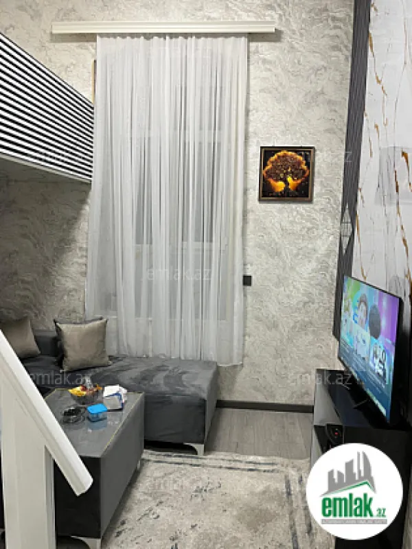 Satılır 1 otaqlı köhnə tikili 25 m²