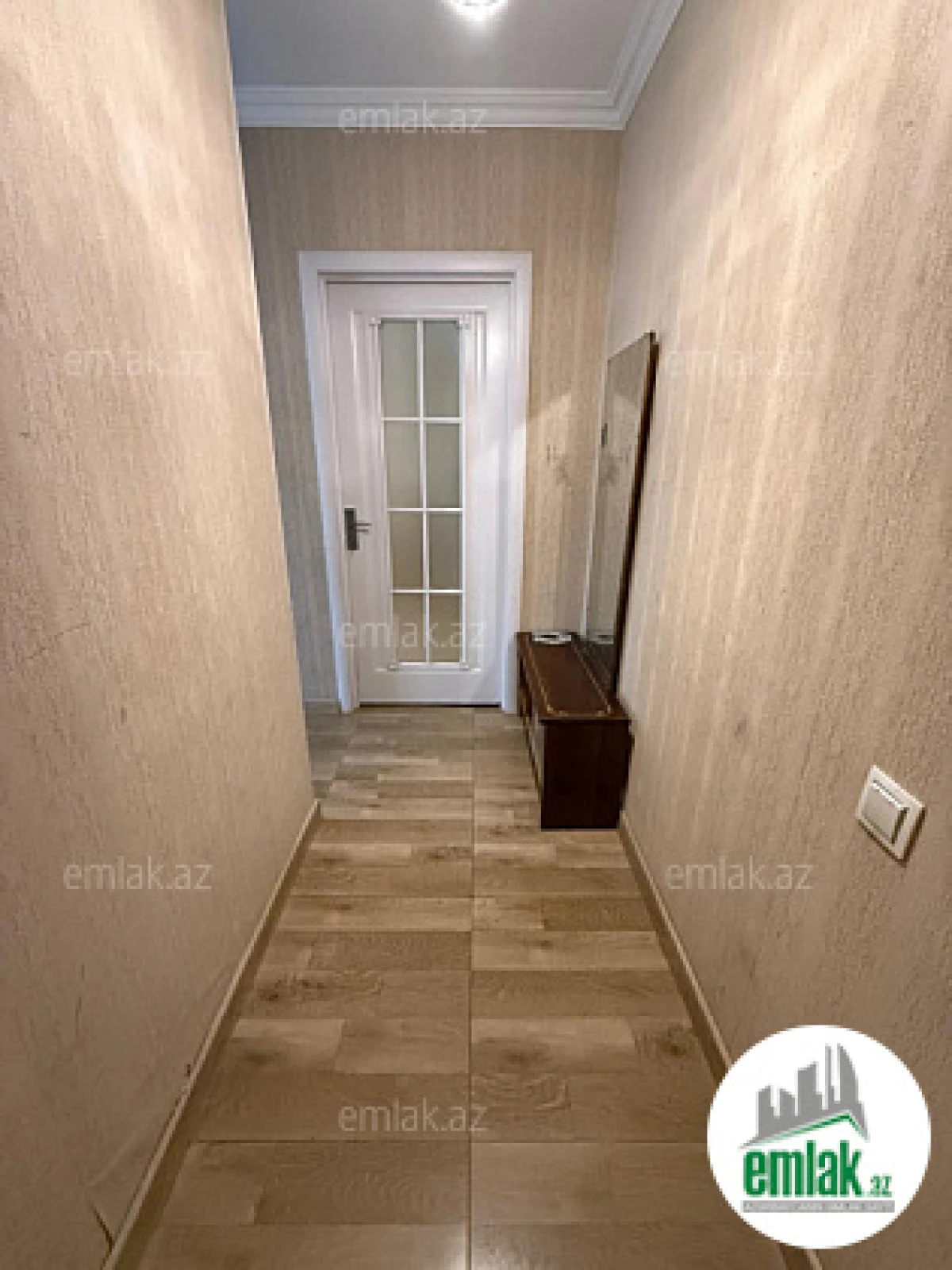 Satılır 3 otaqlı köhnə tikili 50 m²