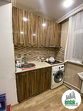 Satılır 3 otaqlı köhnə tikili 50 m²