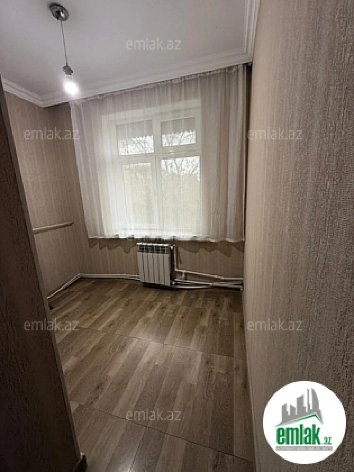 Satılır 3 otaqlı köhnə tikili 50 m²