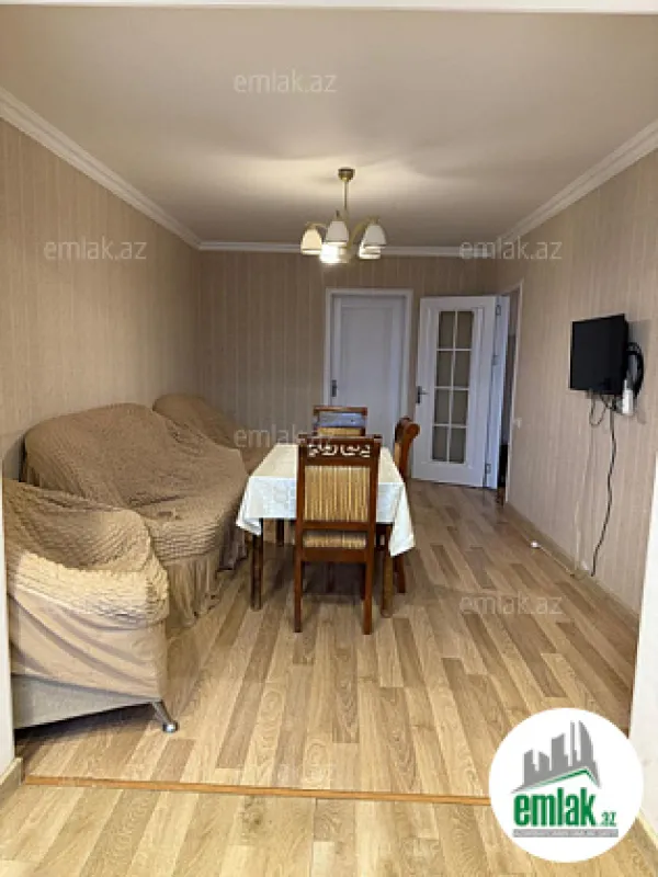Satılır 3 otaqlı köhnə tikili 50 m²