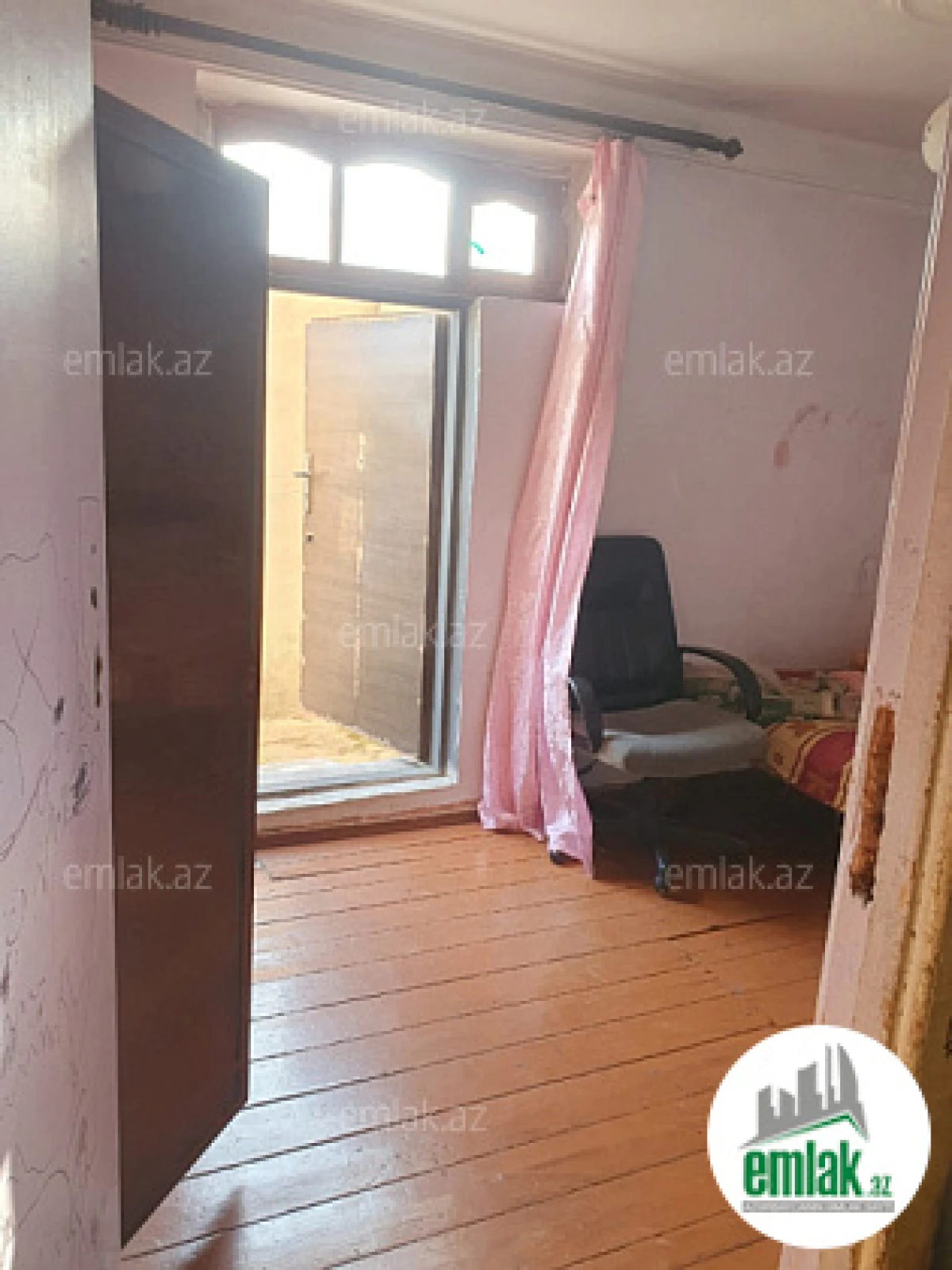 Satılır 3 otaqlı köhnə tikili 43.5 m²